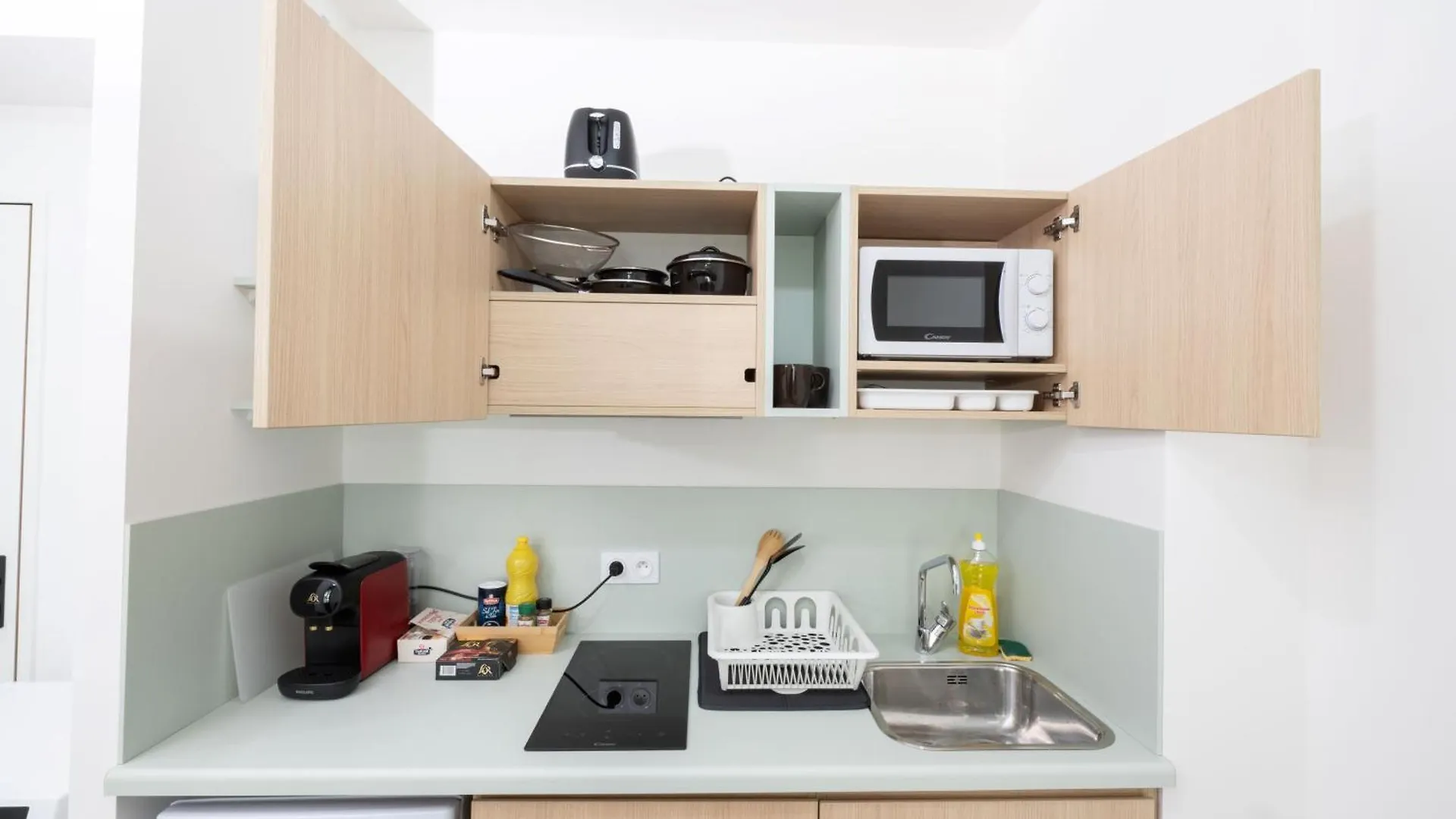 Massy Palaiseau Tgv - Rer B&C - Free Parking Apartment 0*,  France