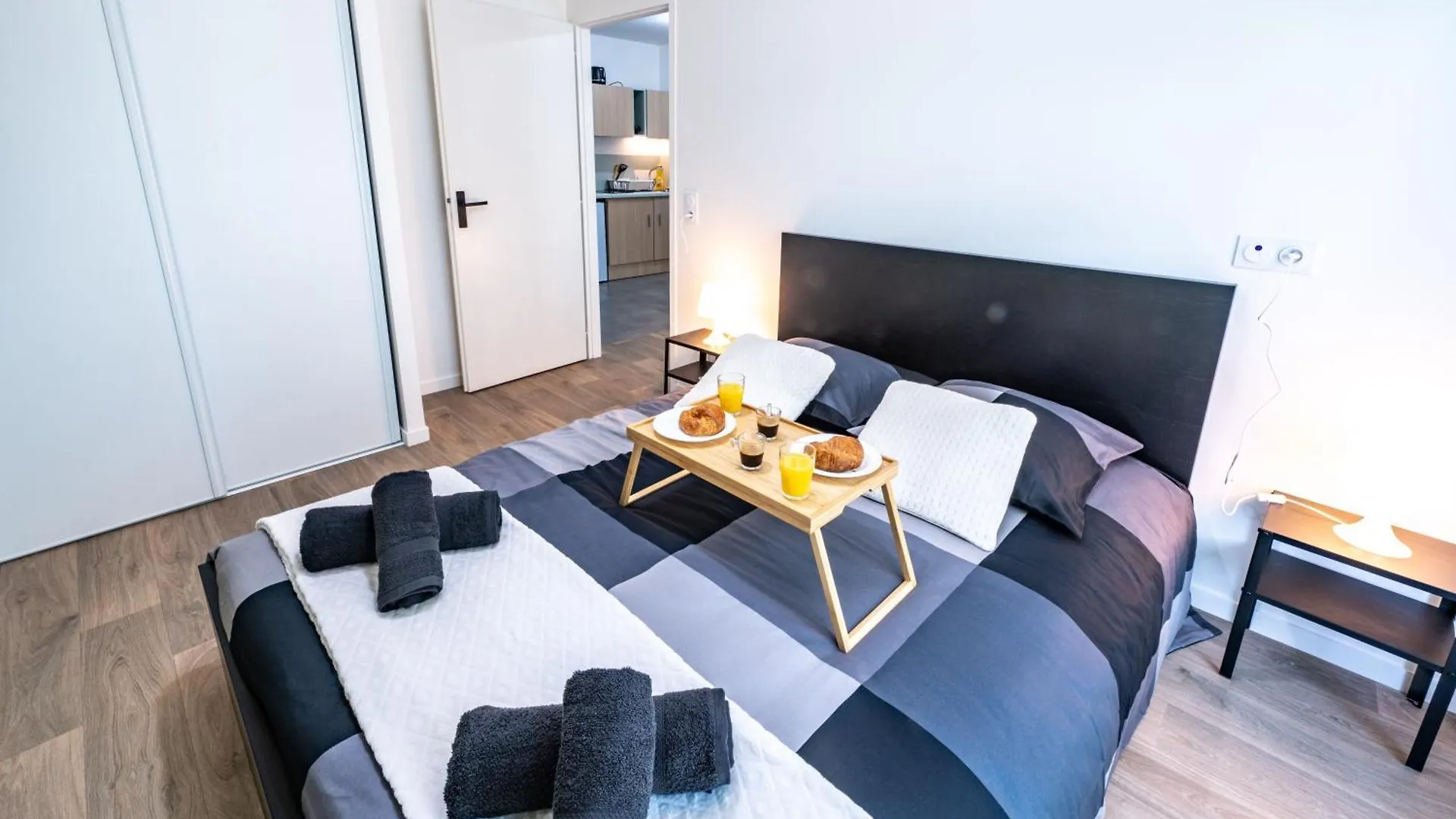 Massy Palaiseau Tgv - Rer B&C - Free Parking Apartment
