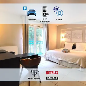 La Parisienne - Spacieux Avec Parking Prive Appartement